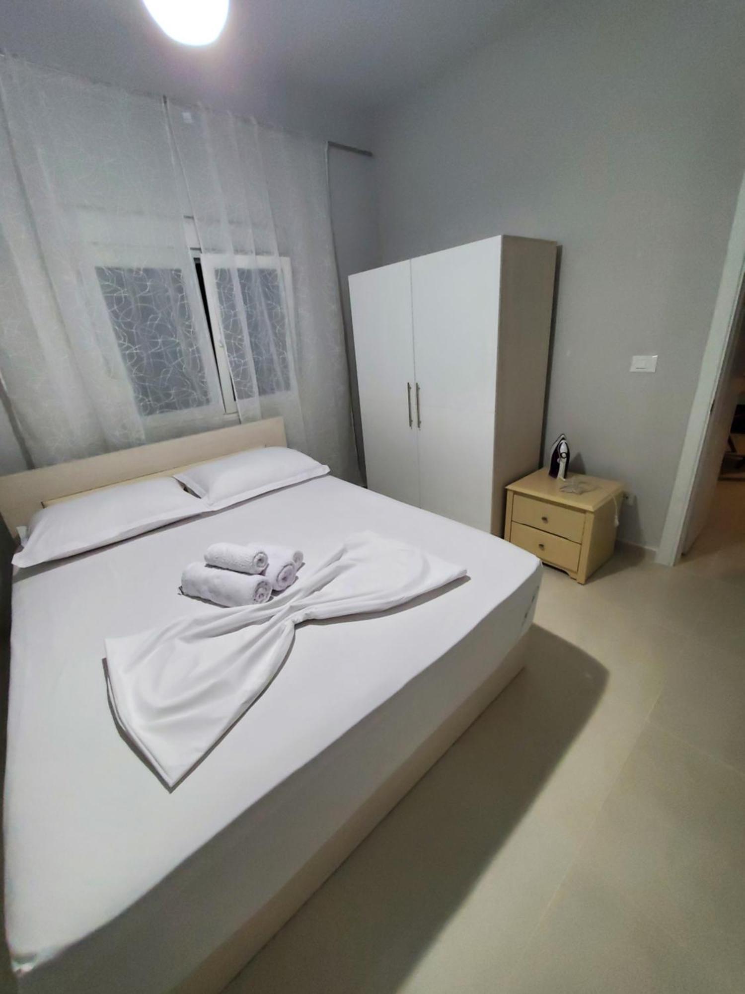 Twins Apartment Permet Room photo